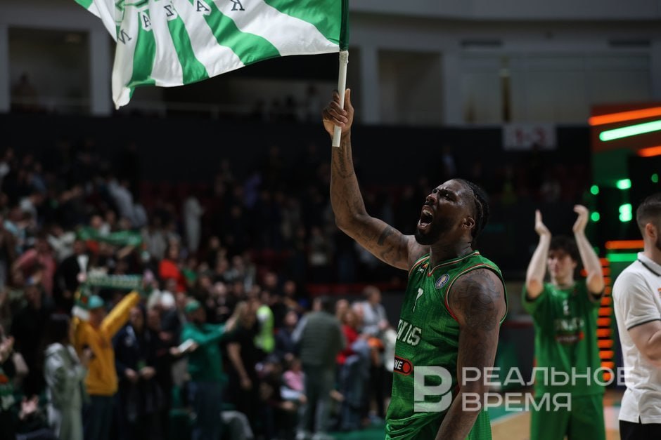 УНИКС уверенно стартовал в WINLINE Basket Cup обыграв Зенит в гостях Встреча на КСК Арена завершилась со счетом 91 72 32 23 15 21 23 12 21 16 в пользу гостей Подпишитесь на Реальное время в МАХ Telegram Дзен