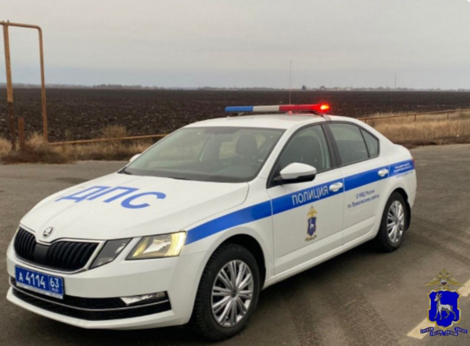 В Приволжском районе возбуждено уголовное дело в отношении злостного нарушителя ПДД РФ. В настоящее время группой дознания ОМВД России по Приволжскому району в отношении водителя возбуждено уголовное дело по признакам преступления, предусмотренного ч.2 ст. 264.1 УК РФ управление автомобилем лицом, находящимся в состоянии опьянения, имеющим судимость за совершение преступления в состоянии опьянения . Полицейские продолжают устанавливать все обстоятельства произошедшего.