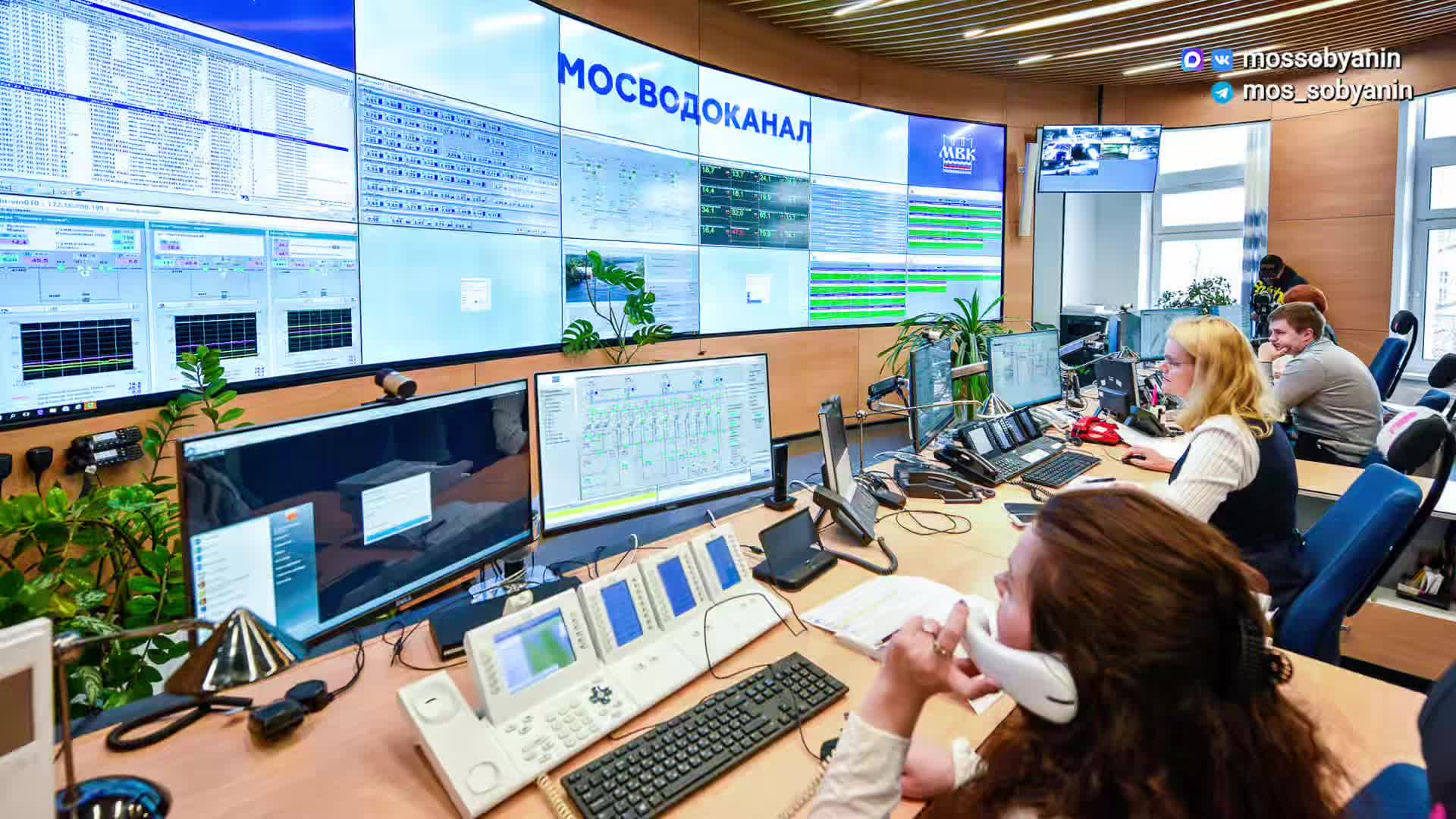 Собянин: 600 тыс. работников обеспечивают бесперебойную работу Москвы в праздничные дни