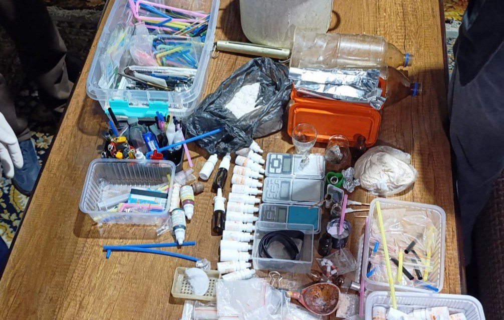 В Андижане задержали гражданина организовавшего у себя дома нарколабораторию   repost uz breaking bad nakrit Подписывайтесь на Repost