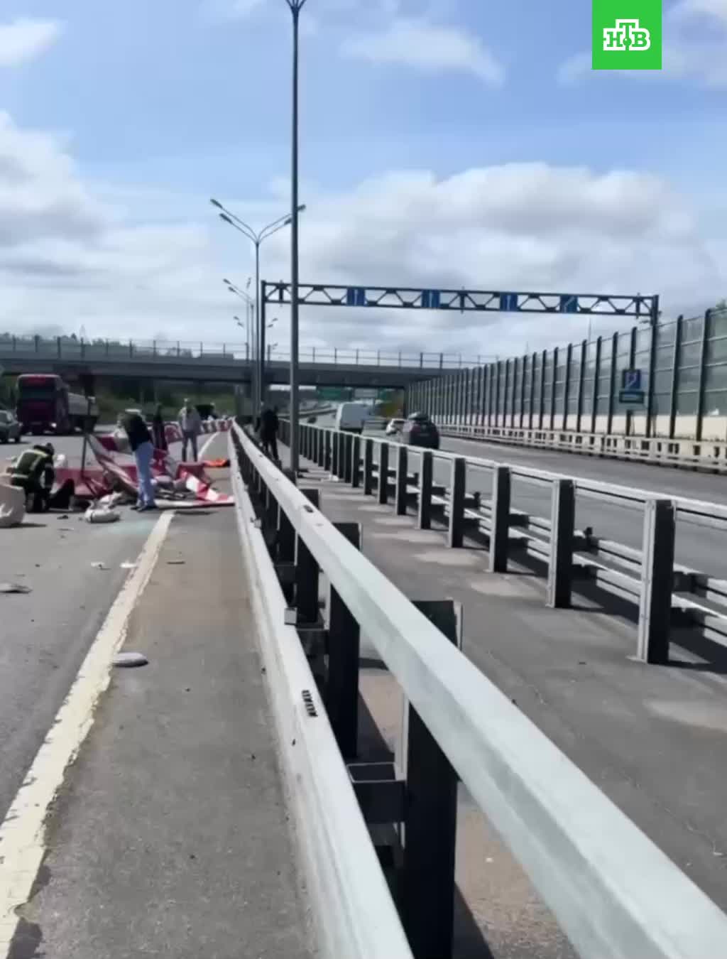 Авария с каршерингом на КАД: двое пострадавших и затруднение движения