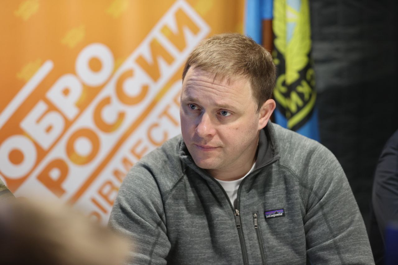 ‼ Глава Анапы Василий Швец покидает свою должность по собственному желанию. Об этом сообщает политический обозреватель Андрей Гусий. «Сразу скажу, не отставка, а – повышение», - отмечает он. Впрочем, пока официальной информации по этому вопросу не поступало. В настоящее время проходит очередная, 75-я сессия Совета Анапы. В общем, подождем. Анапское Черноморье