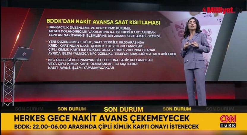 В Турции ограничили снятие наличных через банкоматы в ночное время сообщает Milliyet TV Теперь для снятия наличных с банковской карты с 22 00 до 06 00 нужно подтвердить личность с помощью кимлика турецкого удостоверения личности и смартфона поддерживающего NFC По задумке система должна работать так При попытке снять наличные на экране появится сообщение вроде Подтвердите свою личность через электронное удостоверение Нужно приложить кимлик к задней части смартфона с включённым NFC чтобы устройство считало данные Ввести PIN код После этого операция будет одобрена Сообщают что мера направлена на борьбу с ночным мошенничеством Как будет работать снятие наличных с зарубежных карт и для иностранцев без кимлика не уточняют