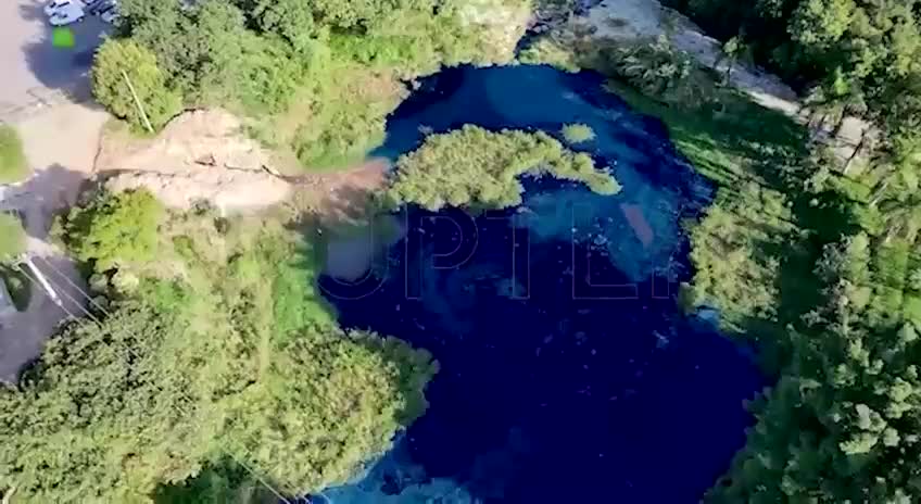Дорожная авария в Бразилии привела к загрязнению водоемов токсичной краской
