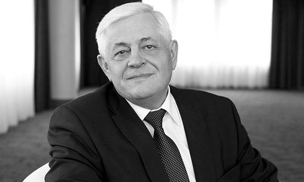 Скончался депутат Госдумы Павел Качкаев. Об этом сообщил источник телеканала «Вся Уфа» Причина смерти неизвестна.