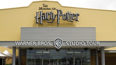 Sky Group подала в суд на Warner Bros. из-за сериала о Гарри Поттере   Компания Sky Group подала иск в в федеральный суд Нью-Йорка на Warner Bros. в связи с отказом сотрудничать с сериалом о Гарри Поттере.  Читать далее