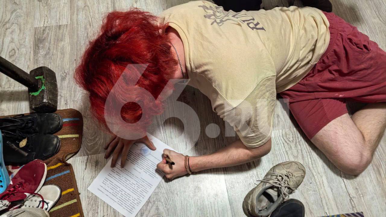 За три комментария трехлетней давности во ВКонтакте задержали молодого ученого На научного сотрудника Уральского федерального университета и аспиранта Уральского отделения Российской академии наук Данила Туканова составили протокол о дискредитации российской армии Туканов в комментариях под постами паблика Типичный Екатеринбург выступал против проведения специальной военной операции сообщил источник 66 RU в силовых структурах Ему грозит штраф от 30 до 50 тысяч рублей Новости из Екатеринбурга