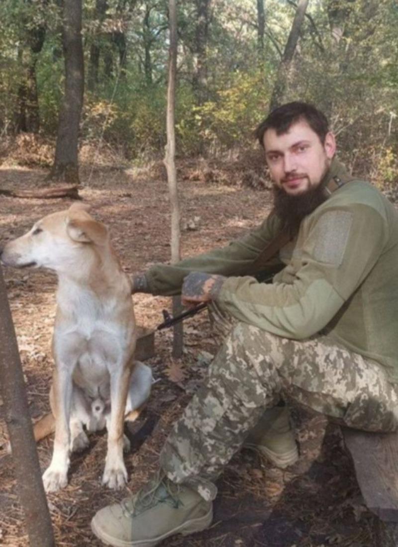 Мне наплевать на ваших в холодильниках!: Днепровский ТЦК довел отца погибшего бойца ВСУ до инсульта Беззаконие на Украине продолжает процветать. Журналистка Анна Диброва обнародовала на городском сайте Днепра историю, поражающая своим цинизмом и жестокостью. Уже полгода отец погибшего на Курском направлении бойца ВСУ Александра Магдина не может вернуть тело своего сына. Столкнувшись с бюрократическими трудностями и безразличием, мужчина пережил инсульт. Боец ВСУ Александр Магдин пропал без связи еще в декабре 2024 года. Недавно его отец нашел в интернете списки тел, переданных Россией. Среди них значился и его сын. Подробнее читайте на сайте. ——— : Прислать нам новость: