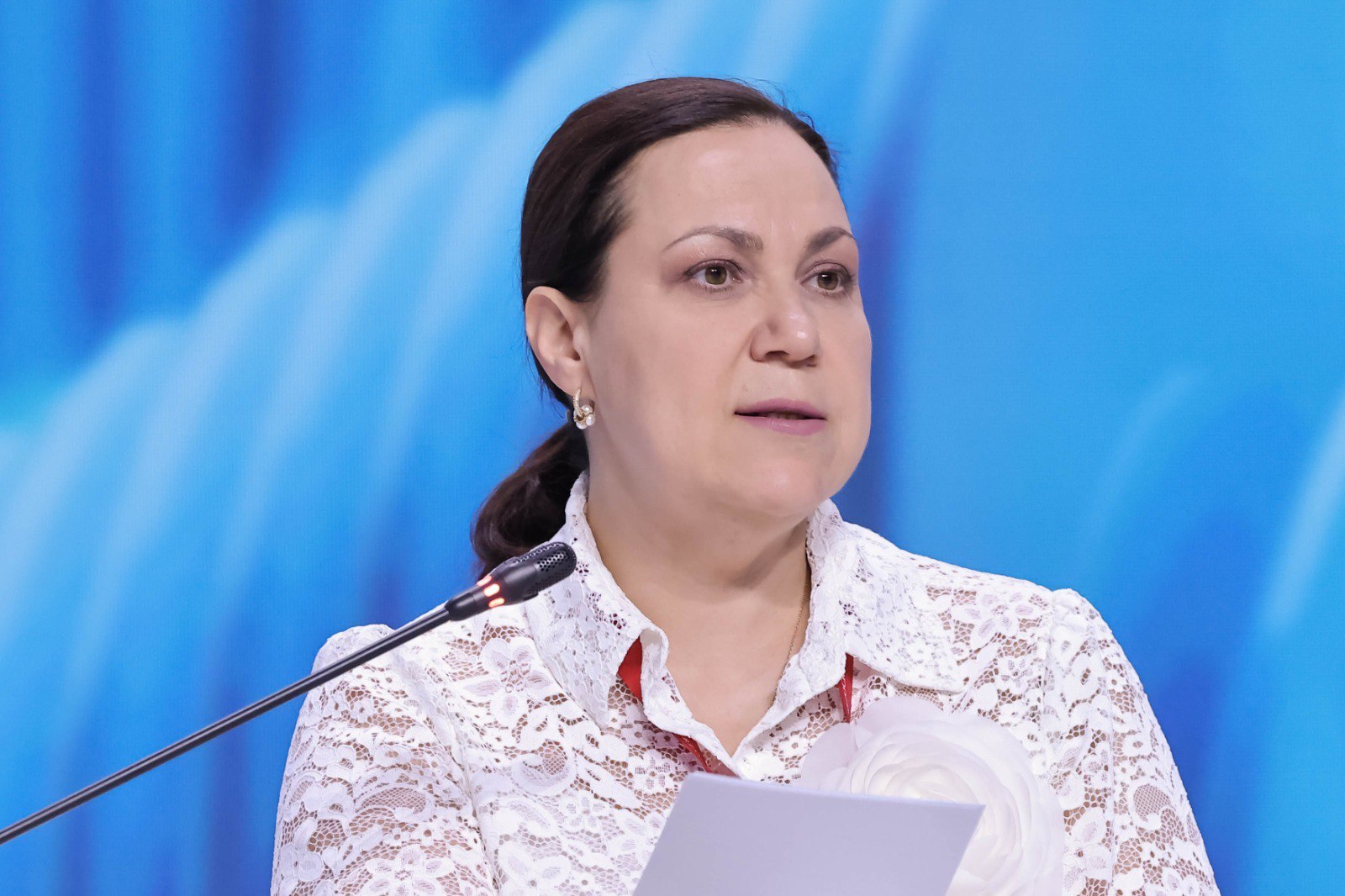 Татьяна Илюшникова: налоговые поступления компаний-резидентов промышленных и технопарков в 2024 году превысили 30 млрд рублей В рамках Кавказского инвестиционного форума состоялась экспертная дискуссия на тему: «Производственная инфраструктура: опорные точки роста малого и среднего бизнеса». Участники обсудили стратегии развития инфраструктуры промышленных и технопарков в интересах МСП. Ключевой темой стало выполнение поручения Президента Российской Федерации создать 100 новых производственных площадок для повышения инвестиционной активности и роста субъектов МСП в рамках федерального проекта МСП до 2030 года. ПРЕСС-РЕЛИЗ