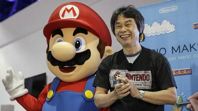Nintendo распространяет фейковые слухи чтобы вычислить инсайдеров Японский игровой гигант применил необычную тактику для поиска источника утечек Компания распространяла среди сотрудников ложную информацию чтобы вычислить кто именно сливает данные Метод ловли на живца широко распространен в крупных корпорациях аналогичную стратегию использует и Rockstar Games