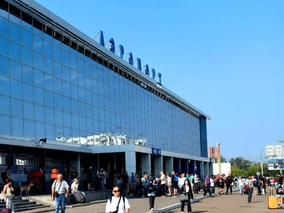 В аэропорту Иркутска прокомментировали решение Верховного суда РФ Читать подробнее на сайте