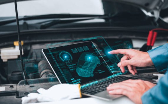 Новая Lada Vesta 2026 прошла испытания морозом   globalmsk ru news id 78246 Представители компании АвтоВАЗ сегодня сообщили о том что одна из их недавних анонсированных новинок успешно прошла валидационные испытания Речь идет о Lada Vesta 2026 модельного ряда Автомобиль проверяли в экстремальных морозных условиях чтобы оценить его устойчивость к холоду Подробностями эксперимента поделились журналисты издания Российская газета В Telegram канале АвтоВАЗа недавно появился пост в котором рассказано о том как прошли испытания Lada Vesta 2026 Представители компании также уточнили что на днях завершилась Гонка Чемпионов состоявшаяся при морозе в 30 C В леденящем эксперименте поучаствовала и новинка завершившая цикл валидационных тестов Для прохождения эксперимента производитель использовал специальную камеру позволяющую оценивать работоспособность всех систем машины при разных погодных условиях В камере можно установить обширные параметры для имитации почти любых остановок от и