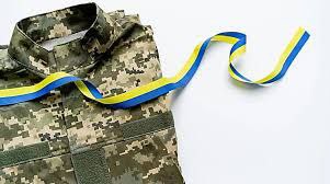 В Украине пропавшими без вести числятся около 63 тысяч человек, из них 10 тысяч находятся в плену. Об этом заявил уполномоченный по вопросам пропавших без вести при особых обстоятельствах Артур Добросердов в интервью украинским СМИ. При этом подтверждённый статус пленных получили 10 тысяч человек - часть по официальным каналам через Красный Крест, часть по свидетельствам освобожденных и OSINT. НАШИ РЕСУРСЫ: Telegram Tik-tok YouTube RUTUBE