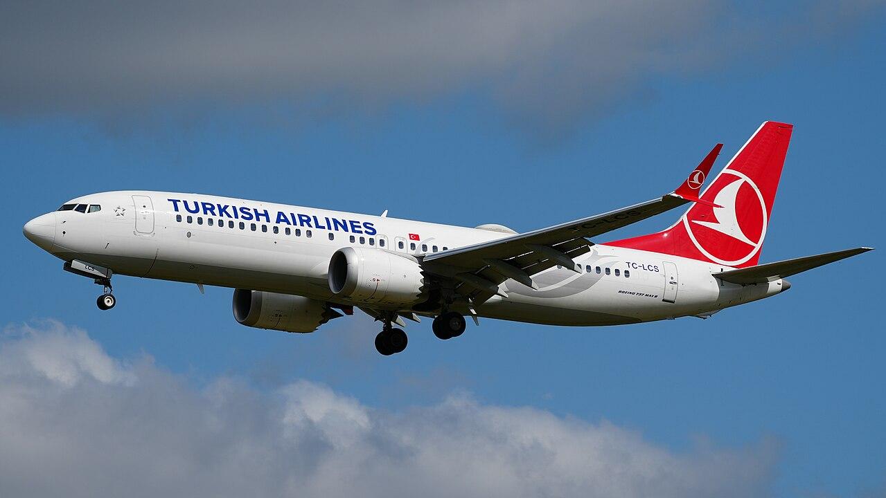 С 1 августа Turkish Airlines впервые за 13 лет запускает ежедневные рейсы Стамбул–Алеппо.  Полёты были прекращены в 2012 году из-за войны. Возвращение рейсов стало возможным благодаря улучшению обстановки и нормализации отношений Турции с Сирией.  AJet уже летает в Дамаск, а с 10 августа рейсы в Алеппо запускает Qatar Airways.