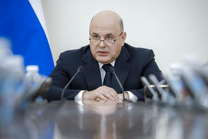 Миронов предложил Мишустину индексировать пенсии ежеквартально Кроме того Миронов поднял проблему массового ухода на пенсию граждан которые в 1990 е годы работали без официального оформления По его словам эта проблема встанет остро в ближайшее время Такие граждане не смогут получить пенсионные баллы при этом речь идет о миллионах россиян добавил он Здесь необходимо заранее посмотреть что можно с ними сделать заключил политик jkinvest news jkinvest