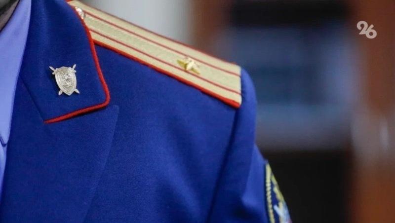 Ставропольчанка обратилась к Бастрыкину из-за насилия со стороны бывшего мужа В своём обращении женщина пожаловалась на систематическое насилие, в том числе сексуальное, и угрозы со стороны бывшего мужа. Правоохранительные органы якобы проводили проверки, но уголовное дело не завели. При этом, со слов женщины, в суд направили уголовное дело в отношении её сына, который, защищая мать от бывшего мужа, ударил последнего ножом. Следственный комитет России по Ставропольскому краю организовал проверку. Перед прокурором инициирован вопрос о передаче в краевой следком материалов проверок, проводившихся в органах МВД по заявлению женщины. Глава Следственного комитета России Александр Бастрыкин взял ситуацию на контроль.