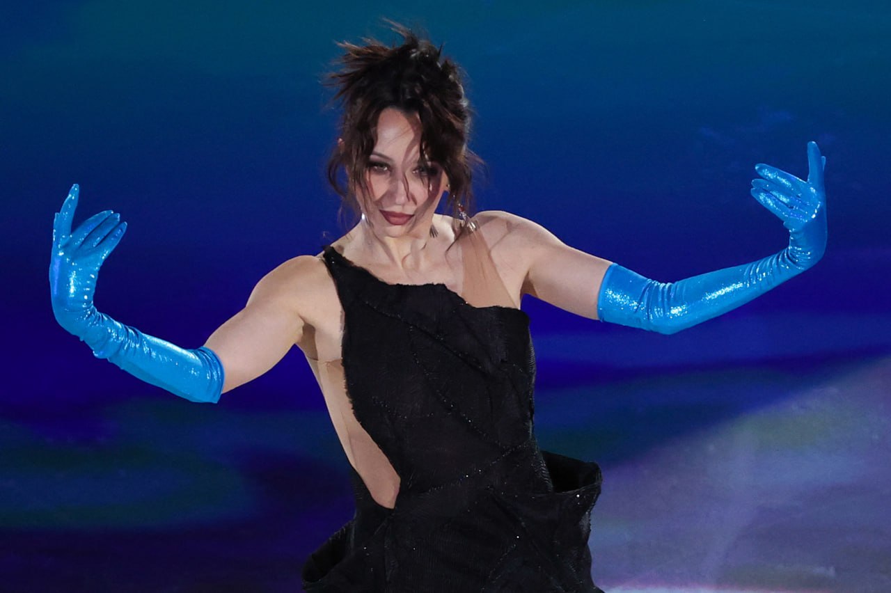 Чемпионка мира по фигурному катанию Елизавета Туктамышева объявила о завершении карьеры Свое решение она озвучила в интервью YouTube каналу журналиста Виктора Кравченко Елизавета Туктамышева чемпионка мира 2015 серебряный призер ЧМ 2021 Также она становилась победительницей и призером чемпионатов Европы командного чемпионата мира В 2013 году фигуристка выиграла чемпионат России Фото Александр Демьянчук ТАСС interfaxonline