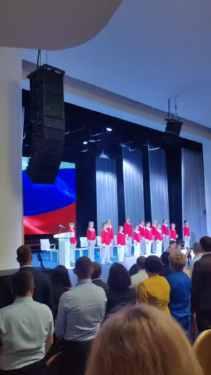 Конференции 'Единой России' в Оренбурге и Иркутске: выборы кандидатов в губернаторы