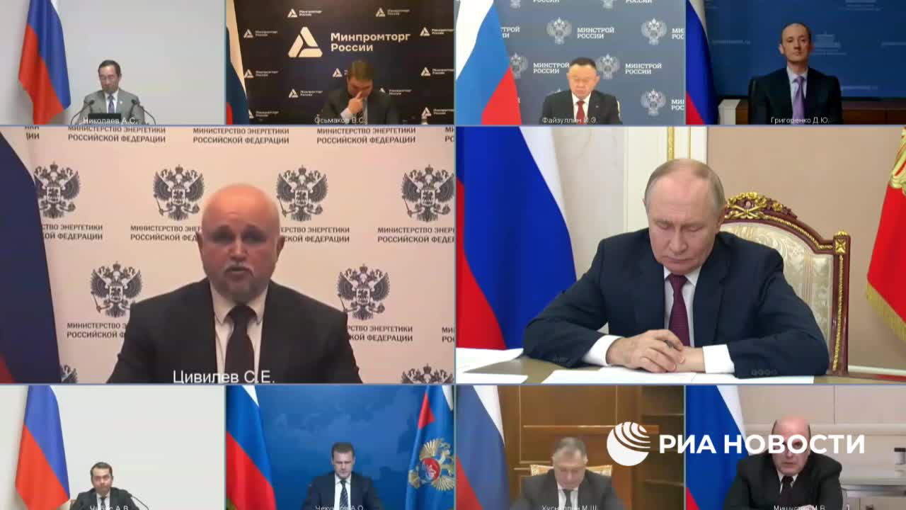 Путин требует строгого подхода к подготовке к отопительному сезону