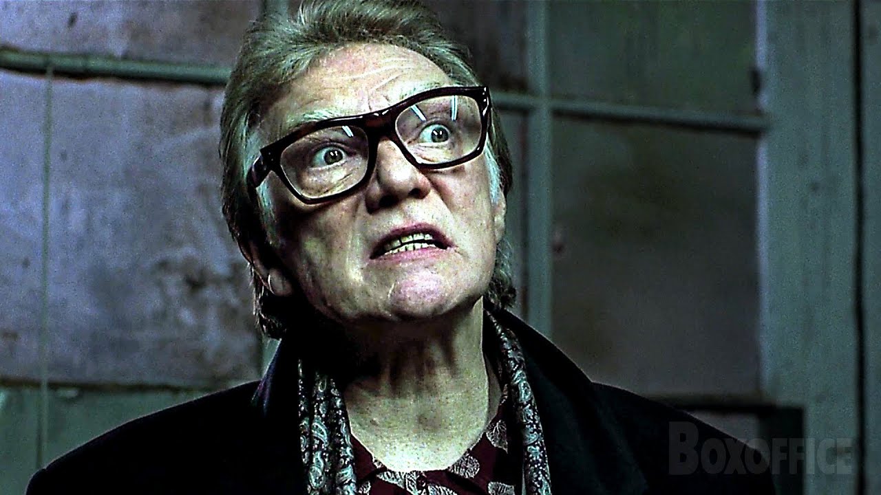 В молдавских Новых Аненах криминальная сага почти по Гаю Ричи убитых людей скормили свиньям подозревают следователи По данным СМИ в Новоаненском районе задержаны двое подозреваемых в убийстве не менее 3 человек Речь идёт о 59 летнем мужчине и его сожительнице которые нанимали сильно пьющих людей из социально уязвимых слоёв для работы на ферме Сообщается что во время обысков полиция обнаружила одежду одной из жертв в колодце во дворе дома  Правоохранительные органы пока официально не подтверждают детали преступления rusputnikmd 2