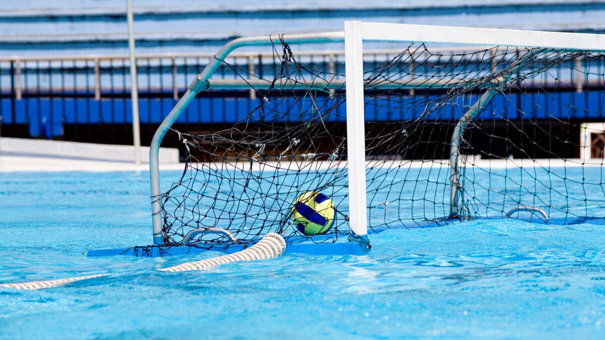 Российские ватерполисты вернутся на международную арену в 2026 году Новые правила допуска в нейтральном статусе начнут действовать с 1 января следует из документа на сайте World Aquatics Участие разрешается в любом мероприятии или соревновании по водным видам спорта для всех возрастных категорий news matchtv Glowimages Getty Images