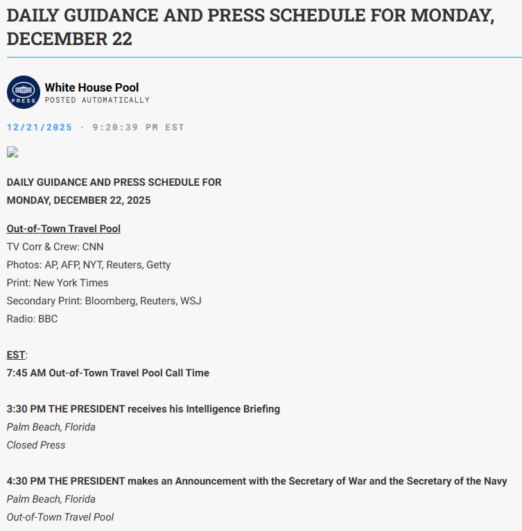 Президент США Дональд Трамп 23 декабря в 00 30 мск сделает заявление Вместе с ним выступят глава Министерства войны Пит Хегсет и командующий ВМС Джон Фелан следует из графика Белого дома Чему будет посвящено выступление господина Трампа пока неизвестно За час до этого президент США заслушает закрытый брифинг по разведке На прошлой неделе американский журналист Такер Карлсон говорил что Дональд Трамп собирается объявить о начале войны с Венесуэлой однако во время своего обращения 18 декабря президент США не упоминал эту страну Вслед за расширением военного присутствия у побережья Венесуэлы с сентября США наносят удары по судам которые по утверждению американской стороны причастны к наркоторговле На прошлой неделе господин Трамп не исключил войны США с Венесуэлой