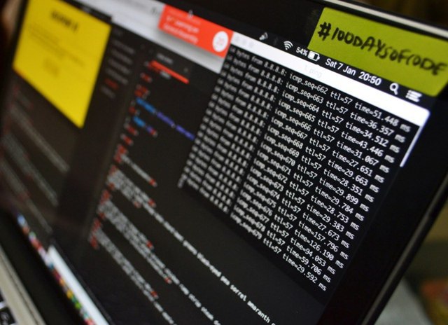 Cloudflare отразила крупнейшую в истории DDoS-атаку — на пике мощность достигала 7,3 Тбит/с Масштабные распределённые атаки типа «отказ в обслуживании» DDoS , направленные на то, чтобы вывести из строя интернет-ресурсы путём отправки на них больших объёмов трафика, чем они могут обработать, продолжают набирать обороты. На этой неделе компания Cloudflare сумела отразить крупнейшую DDoS-атаку, мощность которой на пике достигала впечатляющих 7,3 Тбит/с. Против кого именно была направлена атака не уточняется, жертва в сообщении Cloudflare идентифицируется лишь, как один из клиентов компании. Отмечается, что всего за 45 секунд злоумышленники направили в адрес жертвы 37,4 Тбайт нежелательного трафика. Это огромный объём данных, эквивалентный более чем 9300 полнометражным фильмам в формате HD или 7500 часов потокового контента в формате HD, переданным менее чем за минуту.