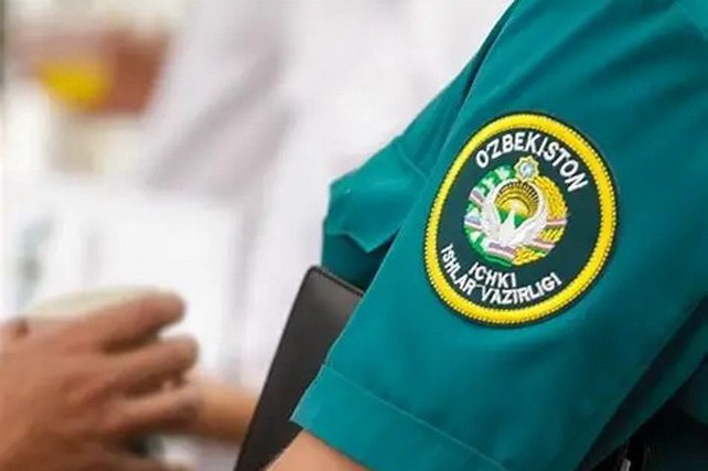 В Узбекистане блогерше устроили профилактическую беседу после скандала в Сети В Узбекистане разгорелся скандал вокруг 19 летней блогерши которая после пожара объявила сбор средств на восстановление жилья а позже сообщила о приобретении новой машины   English O zbek tilida Ўзбек тилида На русском iOS Android