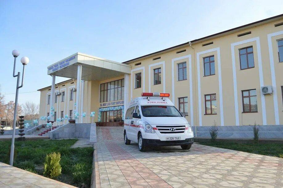 Официально теперь в Узбекистане врачи будут работать 5 дней в неделю С 2026 года сотрудники гос медицинских учреждений будут получать ежегодное денежное поощрение в честь Дня медицинских работников не меньше одной минимальной зарплаты Кроме того с 1 апреля все государственные медучреждения переходят на пятидневный рабочий график Решение направлено на улучшение условий труда и повышение мотивации медиков страны Подпишитесь и следите за актуальными новостями на нашем канале telegram me joinchat AAAAAEEdc qam7052mnXKA