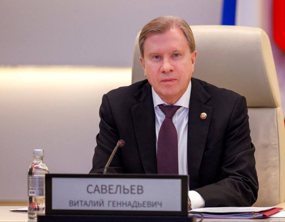 Виталий Савельев провел заседание правкомиссии по ликвидации последствий ЧС в Керченском проливе С начала работ очищено более 3 тыс км береговой линии в том числе повторно Собрано более 185 тыс т загрязненного песка и грунта Утилизировано специализированными организациями или направлено в хозяйственный оборот более 171 тыс т отходов Сводная группировка сил и средств задействованных в ликвидации последствий чрезвычайной ситуации составляет 793 человека и 195 единиц техники