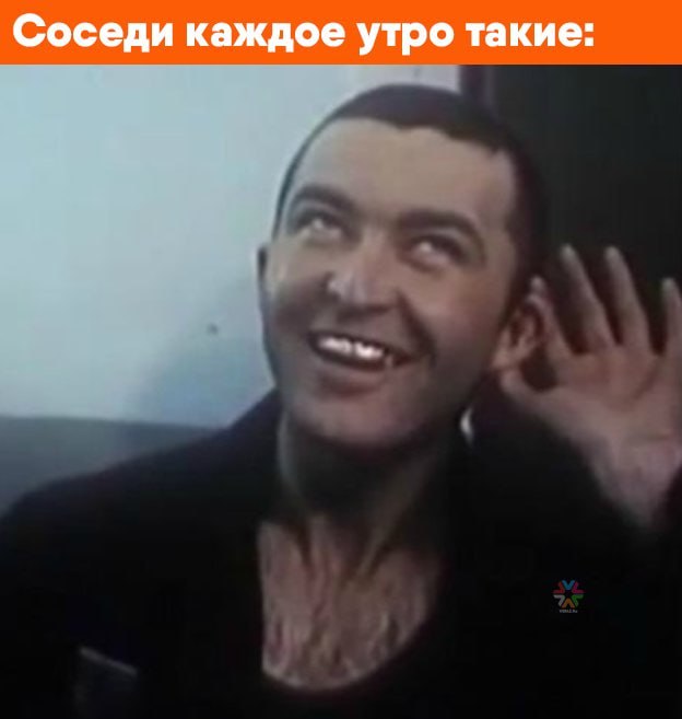 Мешают спать соседям: кузбассовец поселил громких петухов на балконе  Ранее в соцсетях появилась информация о том, что житель Березовского поселил петухов на балконе в доме на улице Волкова. Автор публикации пожаловалась, что кричащие птицы с середины июля мешают соседям спать в том числе ночью и ранним утром. По словам женщины, хозяин петухов бывает дома редко и не следит за ними.  Как сообщает ГУ МВД Кузбасса, полицейские нашли 33-летнего мужчину. Он сказал правоохранителям, что птиц ему подарили. Содержать их ему было негде, поэтому он разместил их на балконе. Горожанин работает в Кемерове и приезжает домой только раз в неделю, чтобы оставить еду пернатым и убрать за ними. Сейчас мужчина уже переселил петухов в другое место.  Стражи порядка направили материалы в управление ветеринарии Кузбасса, региональное управление Роспотребнадзора и мэрию Березовского для принятия мер.