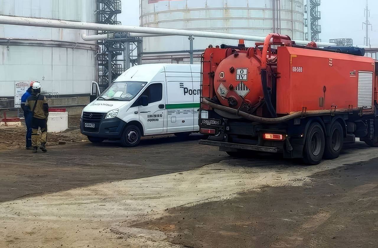 В волгоградской компании оказывающей услуги в сфере обращения с отходами производства и потребления промышленного сервиса провели день информирования о планах на 3 месяца и результатах диагностики пилотного потока в рамках федерального проекта Производительность труда Рабочей группой проекта уже составлена карта потока целевого состояния ожидаемый эффект сокращение времени протекания процесса на 18 Благодаря разработанной диаграмме Спагетти текущего и целевого состояния также ожидаются значительные улучшения сокращения длины перемещений персонала по производственной территории на 28 и снижения времени перемещений на 33 Напомним с помощью федпроекта Производительность труда платформа производительность рф национального проекта Эффективная и конкурентная экономика компании получают возможность оптимизировать процессы и сократить издержки повысить компетенцию персонала и увеличить производительность труда Всего до конца 2025 года в регионе планируют привлечь 93 предприятия