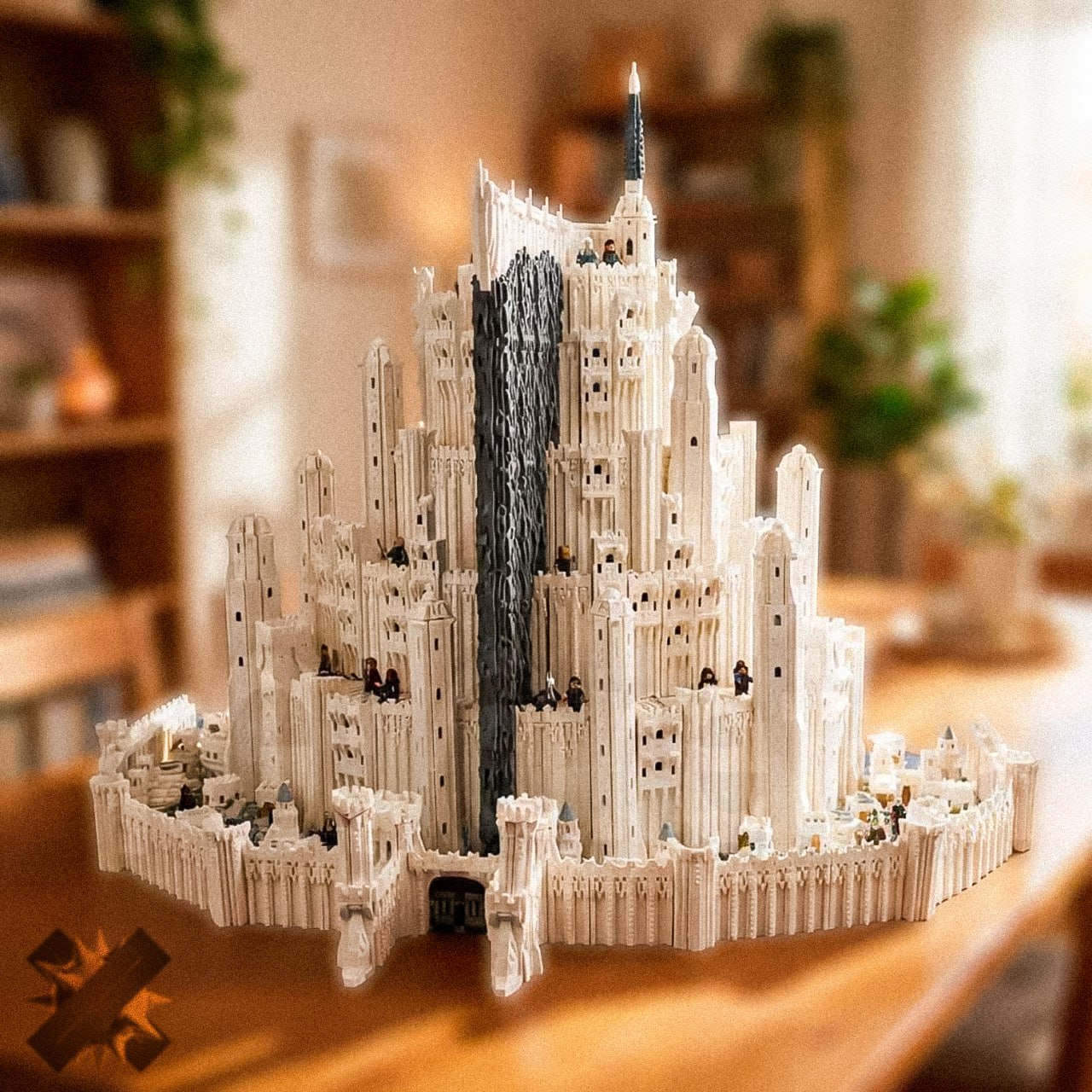 LEGO готовит гигантский набор по Властелину колец Столица Гондора белый город Минас Тирит будет состоять из 8278 деталей и включать фигурки Арагорна Пиппина Гэндальфа Фарамира и Денетора Релиз намечен на 1 июня 2026 года цена 600 47 000   идеальный подарок фанату дорого для простого конструктора НМШ