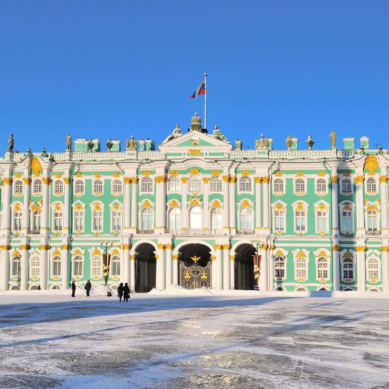 С 1 декабря билет в Эрмитаж поднимется с 500 до 700 рублей Но есть приятное исключение для вечерних сеансов по вторникам пятницам и субботам сохранится старая цена Эй Питер