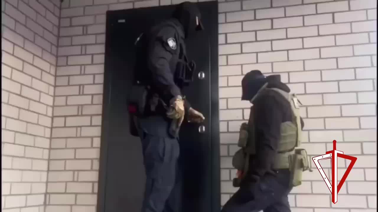 Задержание подозреваемых в мошенничестве с фондами для бойцов СВО