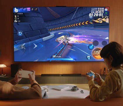 HUAWEI официально представила новые флагманские смарт телевизоры Mate TV и Mate TV Pro Новинки позиционируются как высокотехнологичные решения с яркими панелями и расширенными функциями HUAWEI Mate TV и Mate TV Pro оснащены VA матрицами с разрешением 3840 2160 пикселей и частотой обновления изображения 144 Гц Пиковая яркость достигает 4000 нит у младших моделей 65 и 75 дюймов и 4200 нит у старших 85 и 98 дюймов