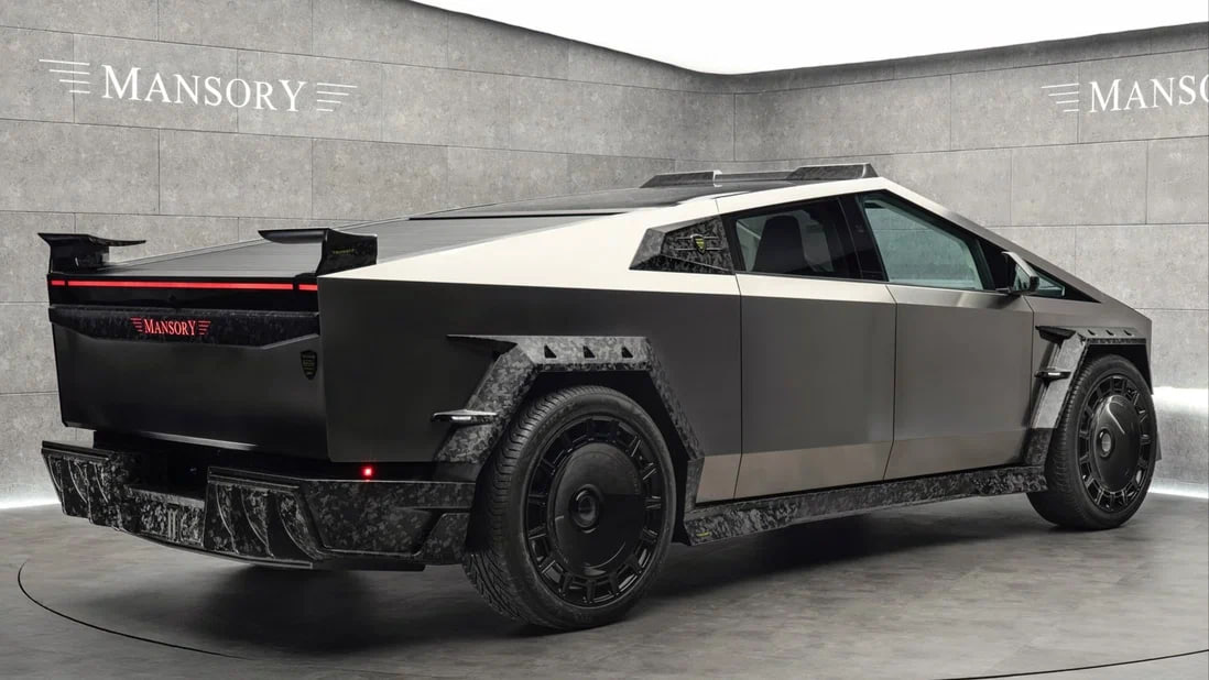 Ателье Mansory впервые доработало Tesla Cybertruck  Тюнинг-программа для электропикапа называется Elongation. В неё входят бодикит, полностью выполненный из углепластика, 26-дюймовые диски, дополнительная светотехника, а также альтернативная кожаная отделка салона.  Пока не сообщается о возможных модификациях ходовой части или силовой электроники, но ателье уже предупредило, что тираж Mansory Elongation будет лимитирован.