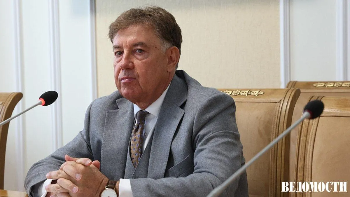 Мосгорсуд утвердил изъятие имущества на 9 млрд рублей у бывшего судьи Верховного суда Виктора Момотова и его компаньона Андрея Марченко Решение вступило в законную силу и стало обязательным для исполнения В числе конфискованных активов 44 земельных участка и 51 объект недвижимости которые используются для предоставления гостиничных услуг отелей сети Marton на территории Краснодарского края Ростовской Воронежской Волгоградской Нижегородской Калининградской областей и в Москве Max Telegram Рассылка Приложение для iOS Android