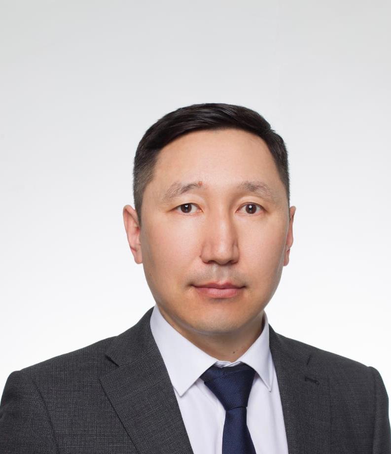 Дмитрий Васильев назначен первым заместителем министра инноваций цифрового развития и инфокоммуникационных технологий Якутии Глава Якутии Айсен Николаев своим указом назначил Дмитрия Васильева первого замминистра инноваций цифрового развития и инфокоммуникационных технологий республики yk24 ru в MAX Telegram ВК VK Видео