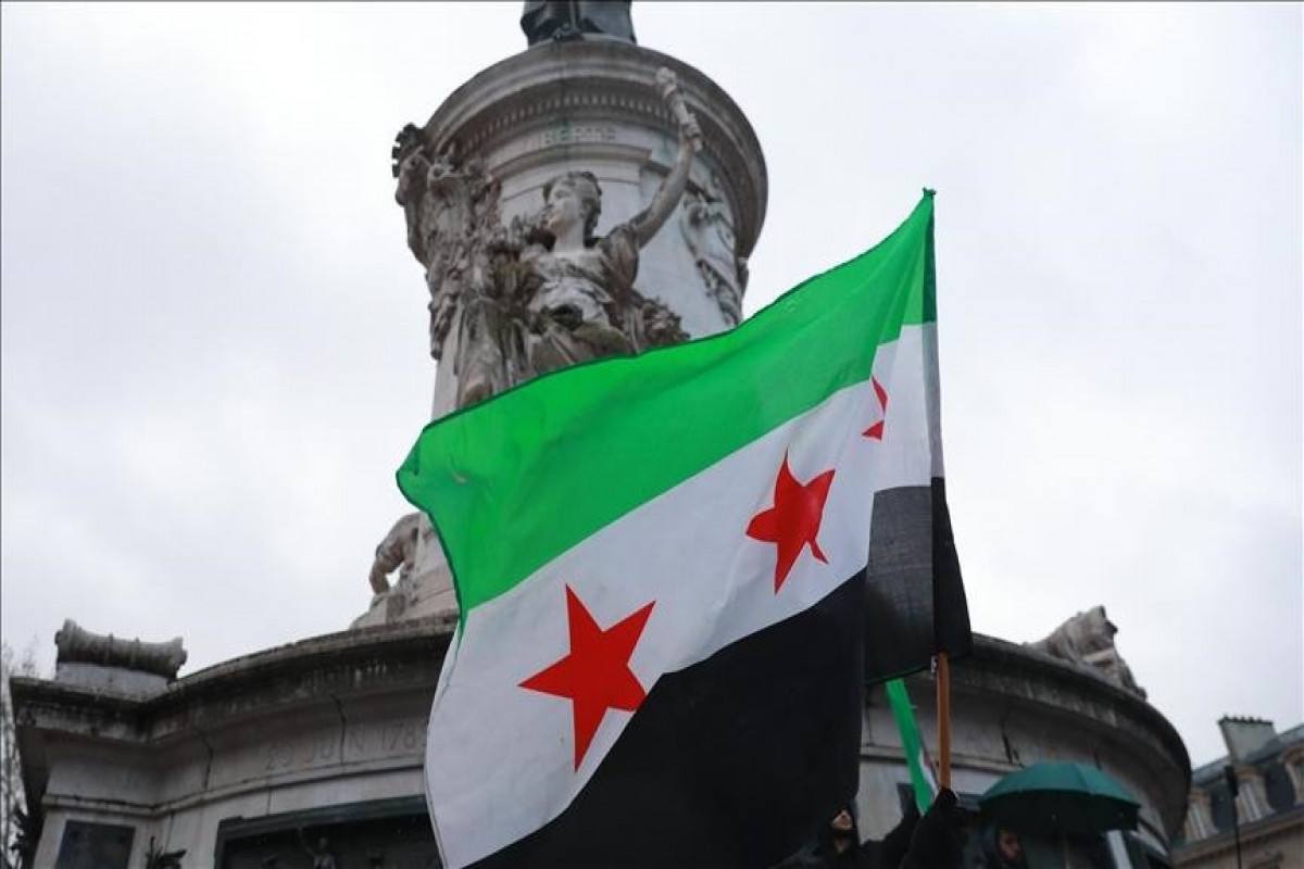 Сирия признала Косово независимым государством Сирия официально объявила о признании Косово независимым и суверенным государством Арабская Республика Сирия официально признаёт Косово независимым и суверенным государством Дамаск с нетерпением ожидает скорого установления дипломатических отношений с Республикой Косово и развития двустороннего сотрудничества говорится в заявлении Министерства иностранных дел переходного правительства vesti az