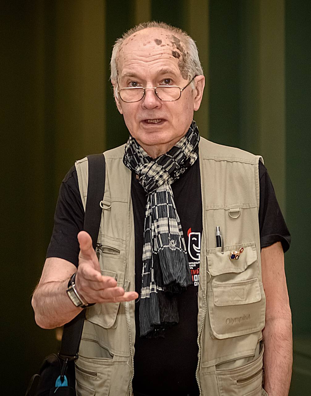 Умер фотограф Валерий Плотников Он специализировался на портретной фотографии среди героев его съемок Владимир Высоцкий Лиля Брик Людмила Гурченко Алла Пугачева Андрей Миронов Анастасия Вертинская и многие другие Валерий Плотников скончался 2 января в Санкт Петербурге на 83 м году жизни сообщает ТАСС Подробнее Фото Дмитрий Дубинский Подписаться на Театрал Поддержать донатом