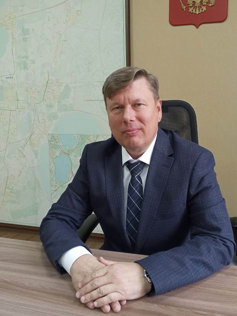 Экс-чиновник челябинского правительства Рукавишников стал вице-мэром Копейска. В городе-спутнике столицы области он будет курировать градостроительство и жилищную политику. В 2015-2020 годах Александр Рукавишников занимал пост заместителя управляющего делами губернатора и правительства региона, затем был замгендиректора Фонда развития предпринимательства Челябинской области – Центр «Мой бизнес». Главный политический канал Урала