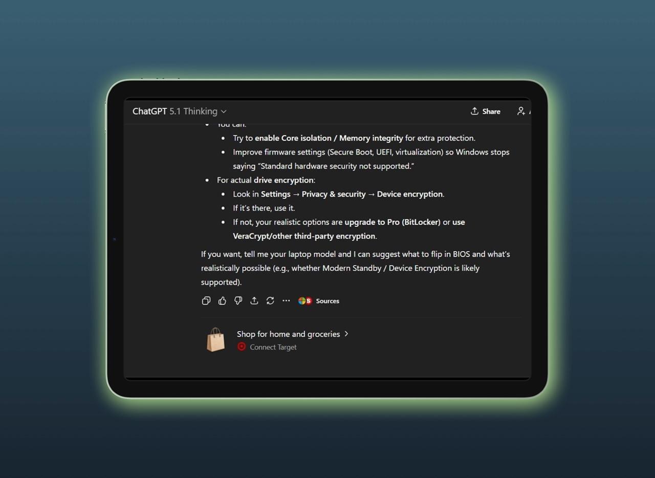 Не срослось OpenAI пришлось отключить рекламу в ChatGPT Стартап OpenAI решил отключить промокампании в выдачах ChatGPT после того как пользователи начали массово жаловаться на агрессивную рекламу Всё началось из за слишком навязчивых советов оформить подписку на Peloton или посетить сеть гипермаркетов Target Пользователям такие предложения не понравились из за чего они начали возмущаться в соцсетях В ответ на это главный исследователь OpenAI Марк Чен сообщил в Х что компания больше не будет что либо рекламировать в популярном чат боте Самое смешное что реклама появлялась даже у платных подписчиках в тарифах Pro и Plus Причём под чатами не связанными со спортом или едой отображались призывы найти фитнес занятие и купить товары для дома или продукты Похоже инженеры просчитались ведь по задумке ChatGPT должен был предлагать перейти в эти приложения только когда они релевантны разговору iguides