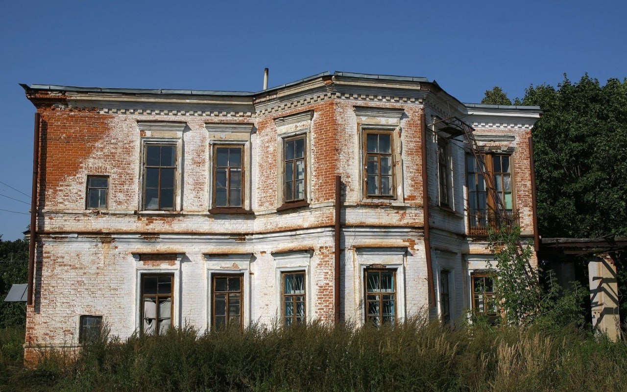 Усадьбу Гагарина в Камско Устьинском районе продали с торгов за 1 6 млн рублей Новый владелец планирует провести реставрацию и создать на ее базе экологичный отель   entermedia io news usadbu gagarina v kamsko ustinskom rajone prodali za 1 6 mln rublej