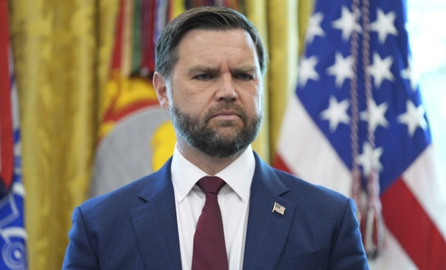Вице президент США Вэнс сравнил помощь Украине при Байдене с денежной ямой Вице президент США Вэнс заявил что помощь Украине при Байдене выделялась без чёткой цели и стратегии назвав её денежной ямой Подробнее anhor uz world wien compared aid to ukraine to a money pit anhoruz Новости события мнения Мобильное приложение IOS Android