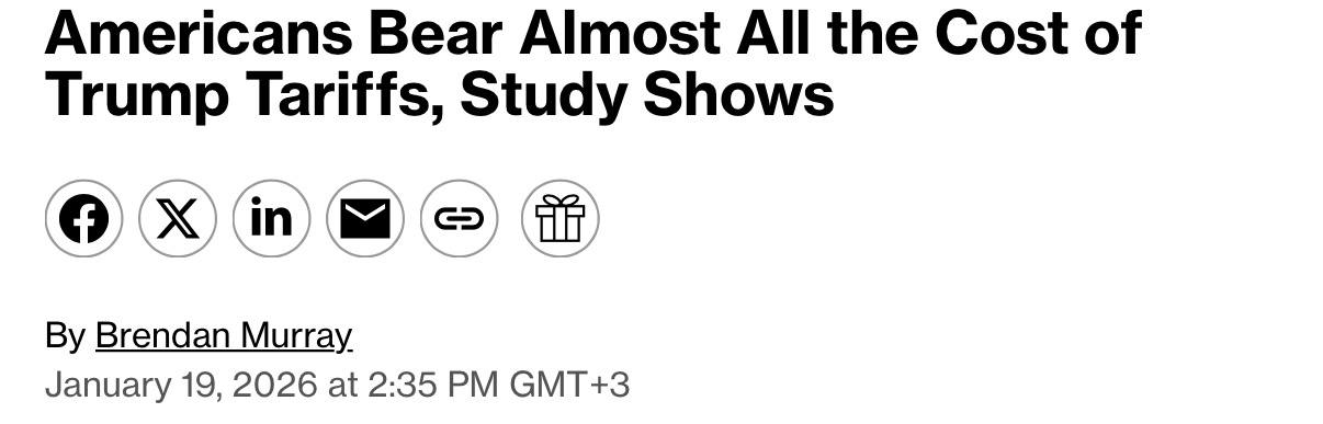 Как сообщает Bloomberg жители США в значительной мере оплачивают расходы связанные с тарифами установленными Трампом По результатам исследования проведенного Кильским институтом 96 бремени от введенных пошлин ложится на американских импортеров и потребителей в то время как иностранные предприятия несут лишь около 4 этой нагрузки