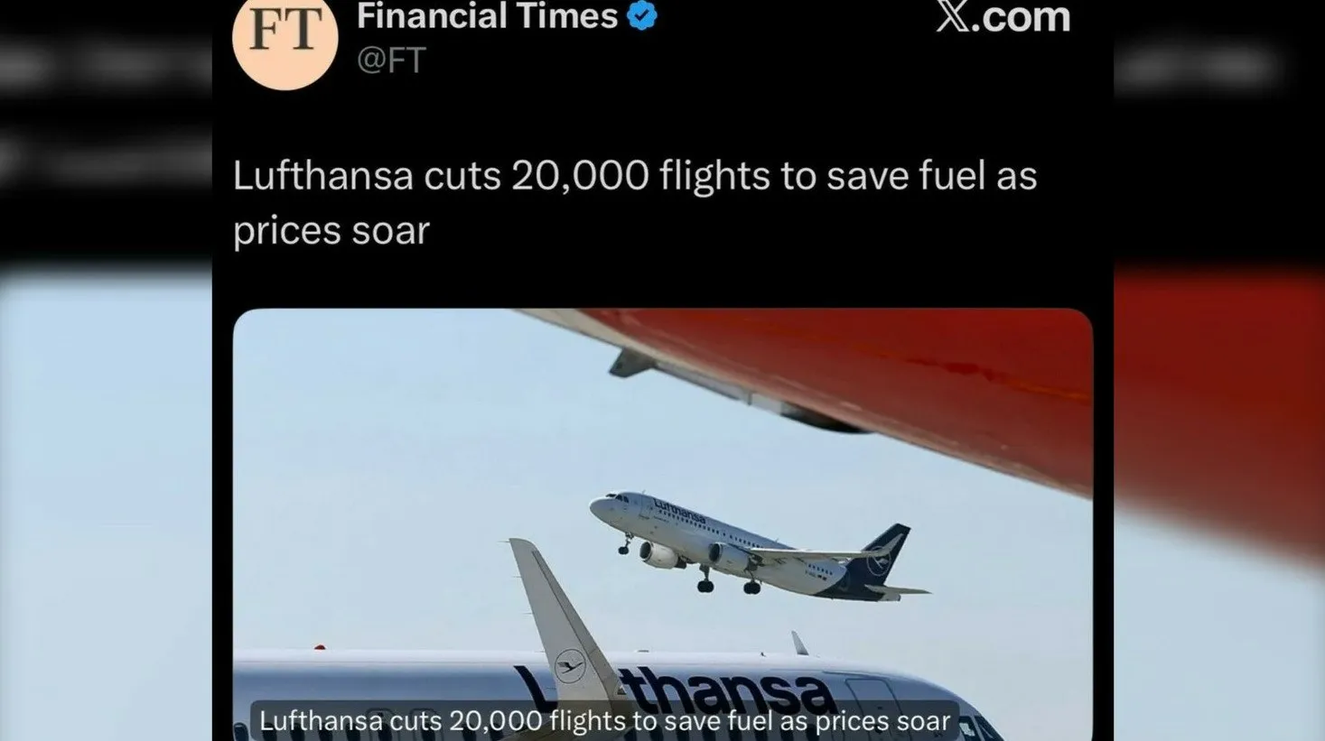 Lufthansa отменит 20 тысяч рейсов из за нехватки авиатоплива Lufthansa сократит полеты с мая по октябрь и отменит 20 тысяч рейсов из за дефицита топлива передает ArbatMedia Под сокращение в первую очередь попадут короткие маршруты авиакомпания временно уменьшит их количество в летний сезон Также из расписания уберут направления которые оказались нерентабельными для перевозчика Изменения затронут базовые аэропорты Lufthansa в Мюнхене и Франкфурте в среднем в сутки перевозчик будет выполнять примерно на 120 рейсов меньше Эксперты предупреждают что уже в мае Европа может столкнуться с острым дефицитом авиационного топлива если Ормузский пролив не будет разблокирован Прислать новость