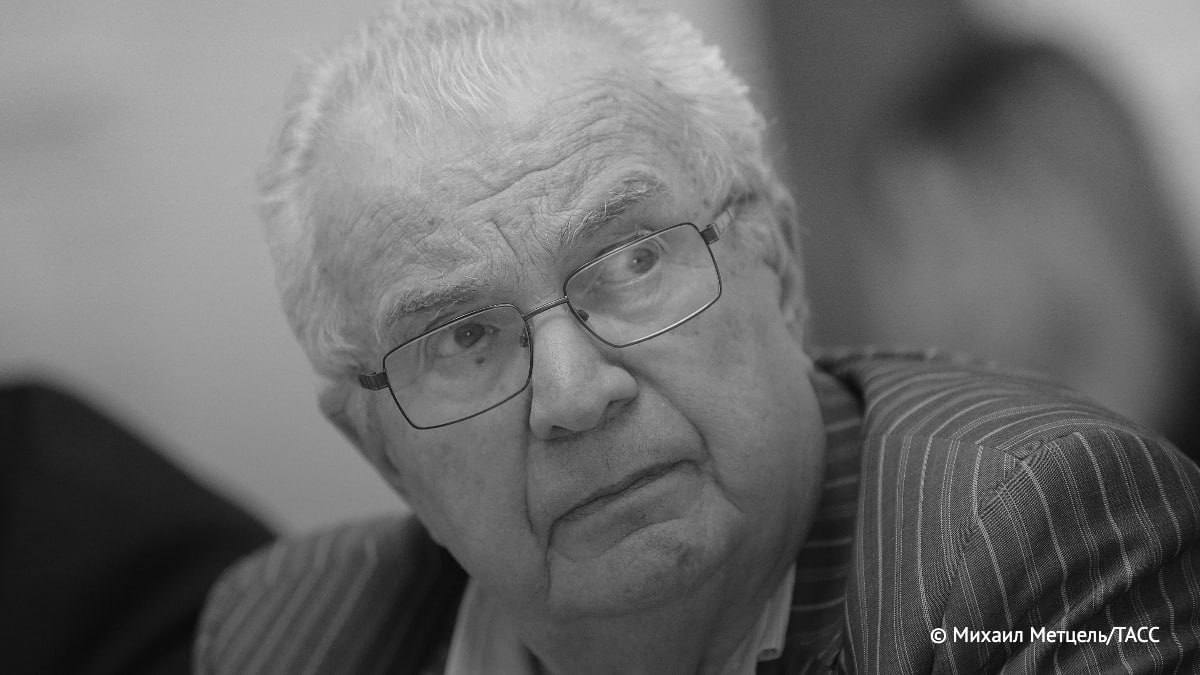 Народный артист России Эмиль Кио умер на 88 м году жизни сообщил Эдгард Запашный