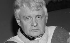 В возрасте 62 лет скончался актер из «Глухаря» Василий Фунтиков Артист умер утром 27 мая у себя дома в Москве. По некоторым данным, у него были проблемы с сердцем. Фунтикова го похоронят на Хованском кладбище. Всесоюзную известность Василию Фунтикову принесла главная роль в мини-сериале «Каникулы Кроша» 1980 года. Актер также снялся примерно в 30 картинах, в том числе в сериалах «Глухарь», «Бальзаковский возраст, или Все мужики сво...», «Герой нашего времени» и «МУР есть МУР».