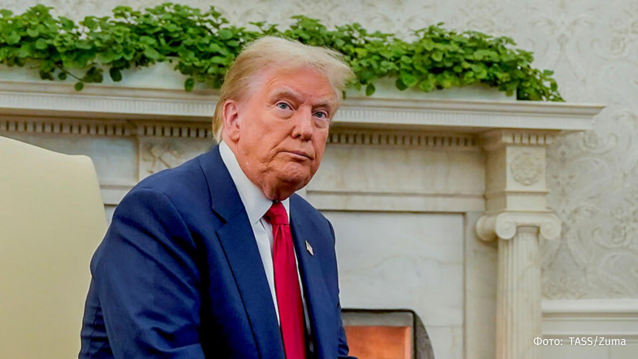 Дональд Трамп попросил Биньямина Нетаньяху остановить войну в Газе. Об этом сообщает N12. Американский президент в телефонном разговоре заявил, что прекращение огня поможет США в переговорах с Ираном и с Саудовской Аравией, отмечает издание. По информации Israel Broadcasting Authority, Трамп резко отреагировал на заявления Нетаньяху о возможном нападении на Иран. Он ясно дал понять, что Вашингтон исчерпает дипломатические возможности, прежде чем прибегнуть к дальнейшим шагам, добавляет издание. Отправить новость